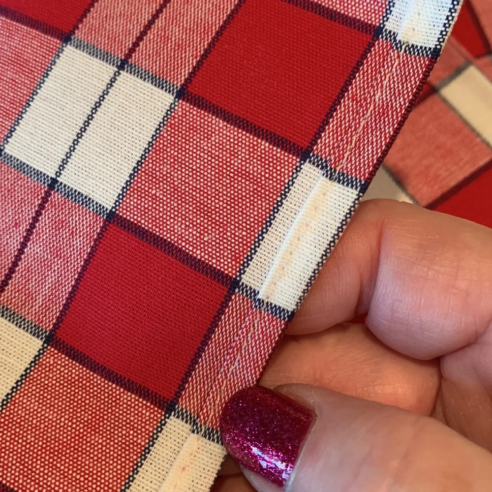 Longaberger Picnic Plaid Napkins. NEW. Set of 2